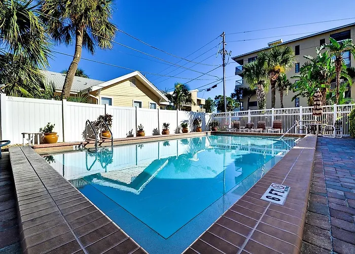 Apartment Surfside 204 *