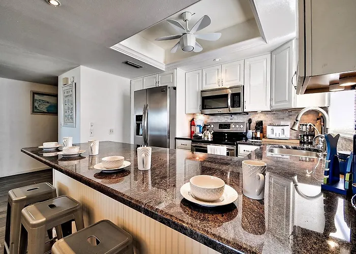 Apartment Surfside 204