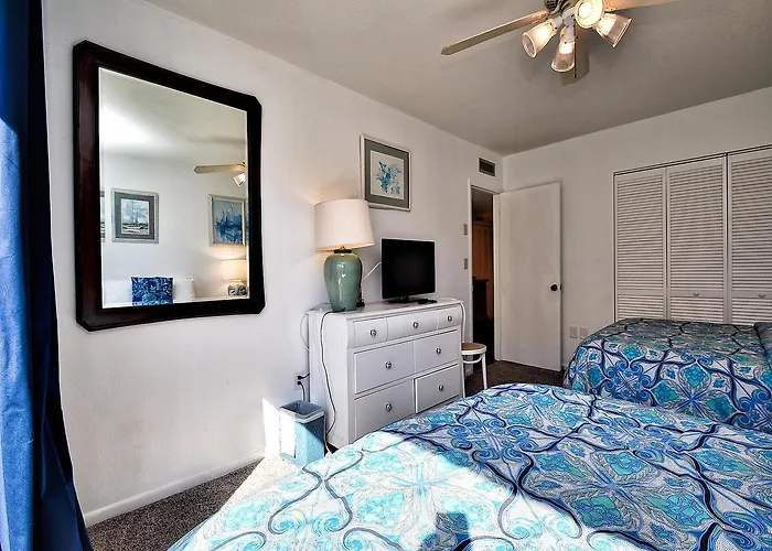 Surfside 204 Apartment *